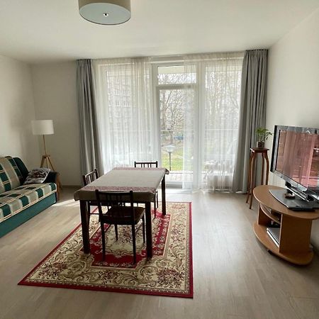 Hugo Apartment & Parking Рига Экстерьер фото